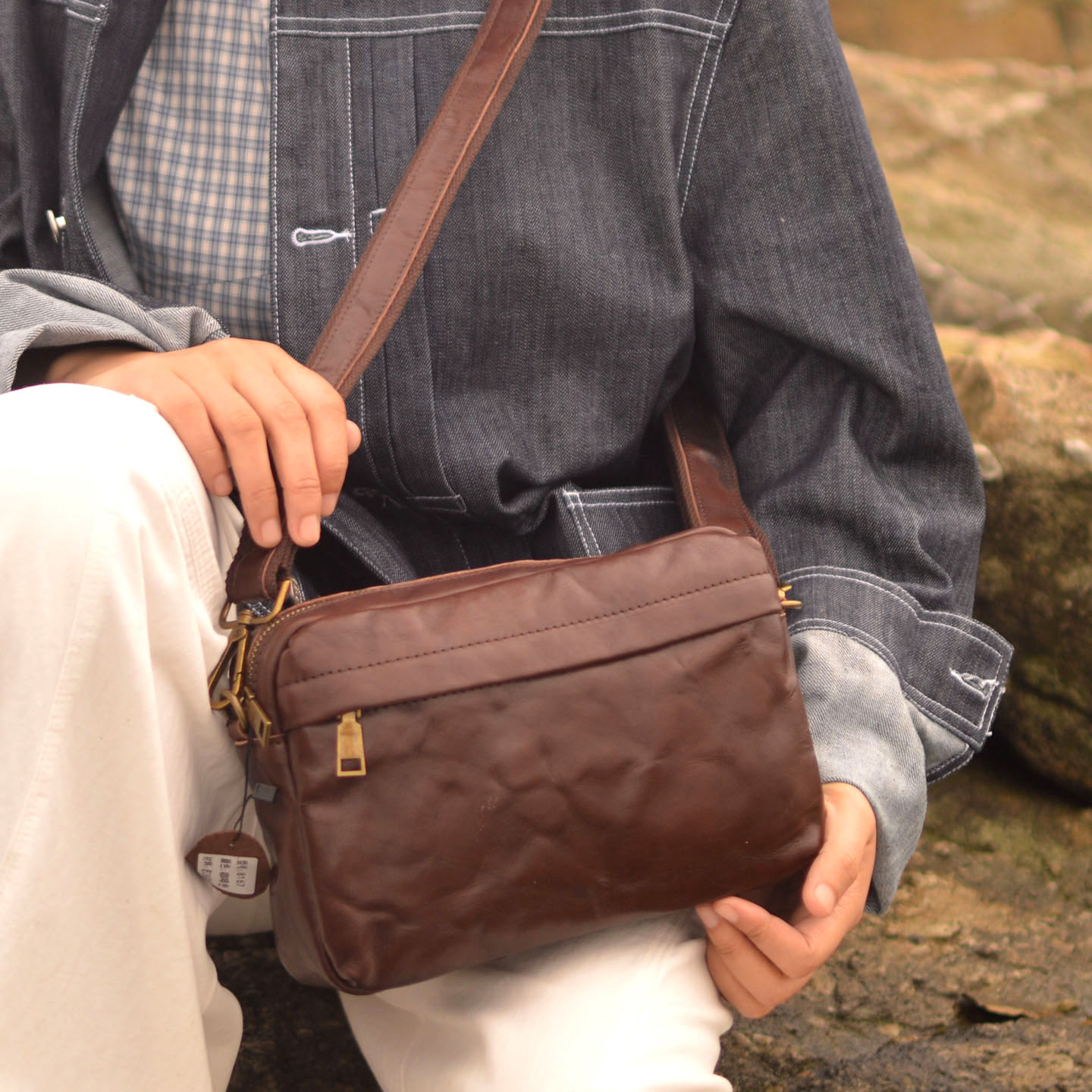 Leather Backpack Vintage - AETOO Tas selempang vintage desain baru